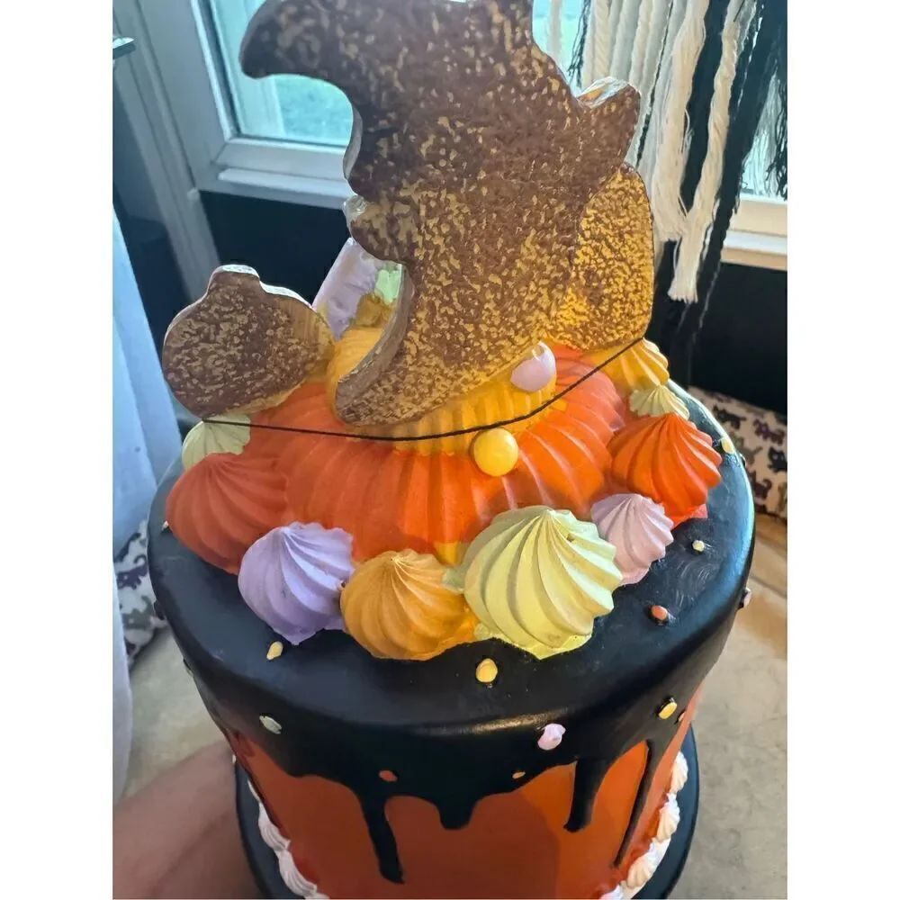 Ghoulish halloween cake - sweets & squeaks NWT - Picture 4 of 6